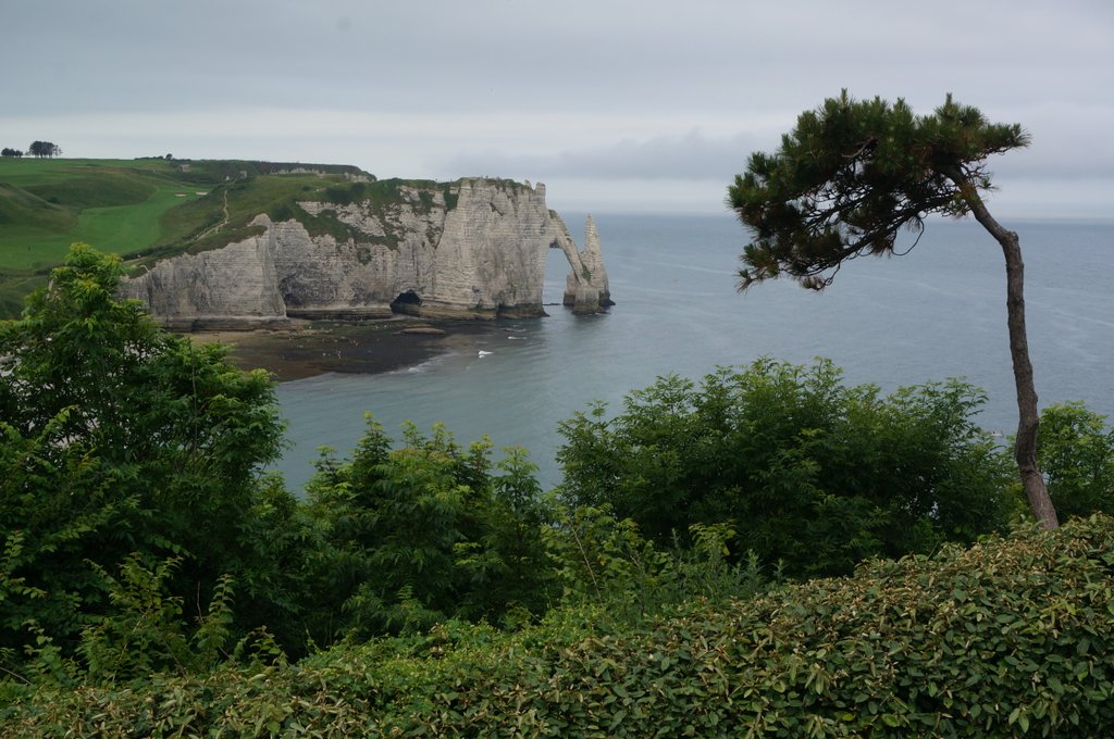 Через Нормандию и Бретань до Pointe du Raz в июне 2019.